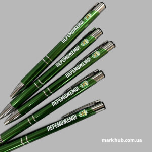 Изображение минимальной печати на ручках с логотипом футбольного клуба 